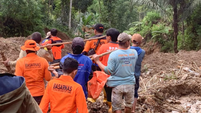 19 dead, two missing after Indonesia landslide